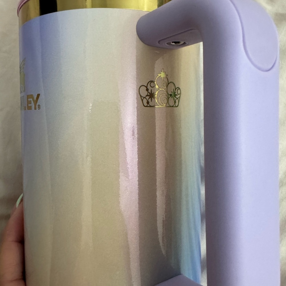 Stanley WICKED collab Glenda Tumbler with Handle (RARE hard to find) - Picture 3 of 5